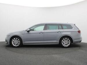 Volkswagen Passat Variant 1.5 TSI DSG Elegance R-Line AHK DIG.COCKPIT IQ.DRIVE AREA VIEW NAVI