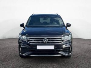 Volkswagen Tiguan R-Line TSI DSG|AHK|PANO|19″“|KAMERA|ACC