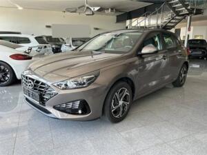 Hyundai i30 1.5 Pure Limo Assistenzpaket SHZ Lenkradheizung Klimaautomatik