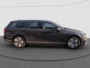 Privat: Volkswagen Passat Variant 1.4 TSI DSG GTE AHK NAVI ACC LED