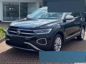 Privat: Volkswagen T-Roc Style 2.0 TDI Navi LED AHK Kamera ACC SitzHZG Digitales Cockpit