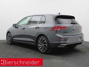 Volkswagen Golf 8 1.5 eTSI DSG Style BUSINESS NAVI KAMERA VENTURA