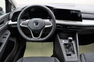 Volkswagen Golf 8 1.5 TSI Life 3-J-G LED ACC NAVI PDC