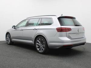 Volkswagen Passat Variant 1.5 TSI DSG Business AHK DCC ALU 18