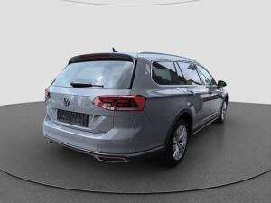 Volkswagen Passat Variant 2.0 TDI DSG 4 Motion Alltrack LED ACC RFK PDC SHZ KEYLESS