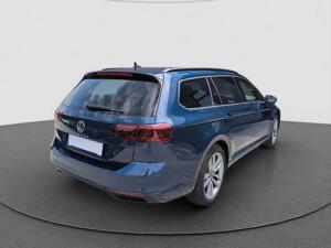 Volkswagen Passat Variant 2.0 TDI DSG Business PANO AHK IQ-LIGHT