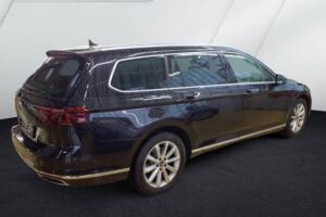 Volkswagen Passat Variant 2.0 TDI DSG Elegance KAMERA AHK LED NAVI