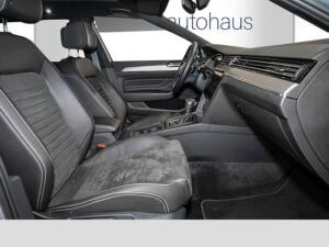 Volkswagen Passat Variant 2.0 TDI DSG Elegance-Navi*AHK*Kamera*Panorama*Matrix-LED*Massage*dig. Cockpit