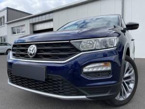 Volkswagen T-Roc 1.5 TSI UNITED AHK Active Info Navi DAB SHZ PDC Klima