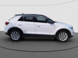 Volkswagen T-Roc 2.0 TDI DSG Sport AHK NAVI ACC SHZ PARKP