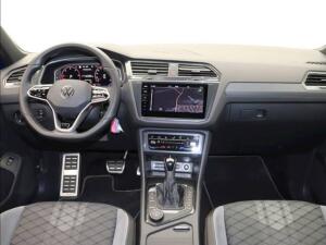 Volkswagen Tiguan 2.0 TDI DSG 4Mo. R-line 5.-J.-GAR AHK PANO STANDHZ IQ-LIGHT