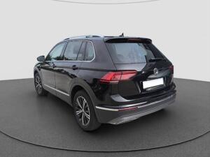 Volkswagen Tiguan 2.0 TSI DSG 4Mo Highline PANO AHK KAMERA LED