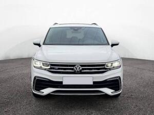 Volkswagen Tiguan R-Line TDI DSG|AHK|PANO|IQ.LIGHT|20″“|NAVI