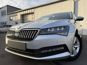 Skoda Superb Combi 2.0 TDI Ambition AHK Navi ACC DAB LED SHZ PDC Klima