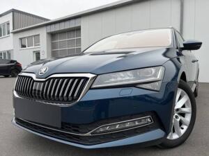 Skoda Superb Combi 2.0 TDI DSG Style AHK Virtual Cockpit Navi DAB SHZ LED PDC Klima