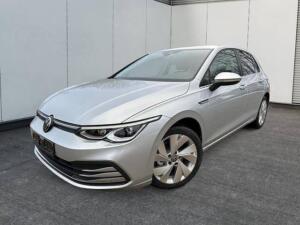 Volkswagen Golf Style DSG+ NAVI+ KAMERA+ ACC+ LED+ SHZ+ 17″ ALU…