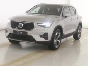 Volvo XC40 Core 2WD B3 EU6d AHK Navi digitales Cockpit Memory Sitze Soundsystem LED Sperrdiff.