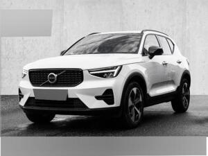 Volvo XC40 Plus Dark 2WD B3 EU6d digitales Cockpit Memory Sitze Soundsystem HarmanKardon LED