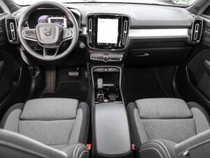 Volvo XC40 Plus Dark 2WD B3 EU6d digitales Cockpit Memory Sitze Soundsystem HarmanKardon LED