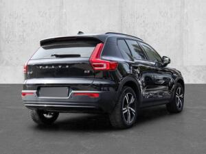 Volvo XC40 Plus Dark 2WD B3 EU6d digitales Cockpit Memory Sitze Soundsystem HarmanKardon LED