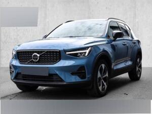 Volvo XC40 Plus Dark 2WD B4 EU6d digitales Cockpit Memory Sitze Soundsystem HarmanKardon 360 Kamera