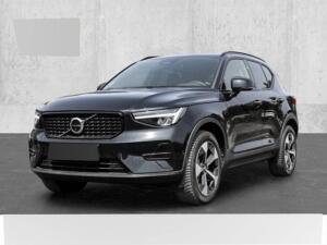 Volvo XC40 Plus Dark 2WD B4 EU6d digitales Cockpit Memory Sitze Soundsystem HarmanKardon 360 Kamera