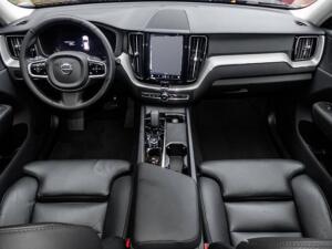 Volvo XC60 Plus Bright 2WD B4 Benzin EU6d digitales Cockpit Memory Sitze Soundsystem