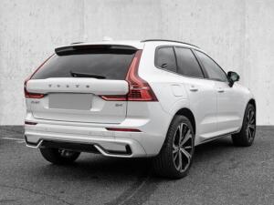 Volvo XC60 Plus Dark 2WD B4 Benzin EU6d StandHZG Leder digitales Cockpit Memory Sitze Soundsystem