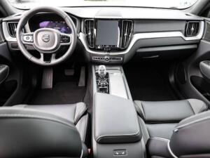 Volvo XC60 Plus Dark Recharge Plug-In Hybrid AWD T6 Twin Engine EU6d Allrad StandHZG digitales Cockpit