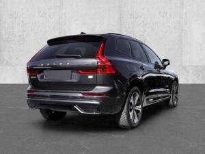 Volvo XC60 Plus Dark Recharge Plug-In Hybrid AWD T8 Twin Engine EU6d Allrad StandHZG digitales Cockpit