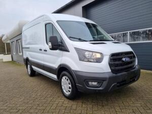 Ford Transit  L2H2 2.0 TDCi 130PS Trend 3,5t 3-Sitzer AHK Klima Navi Bluetooth DAB Frontscheibe beheizb. PDC v+h Rückf.Kamera Tempomat