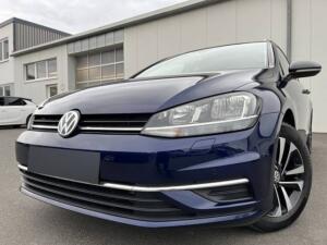 Privat: Volkswagen Golf Variant 1.6 TDI IQ. Drive AHK Navi SHZ PDC Klima