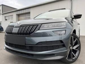 Skoda Karoq 2.0 TDI DSG 4×4 Sportline AHK STHZ Panorama Virtual Cockpit Navi DAB ACC LED SHZ PDC Klima