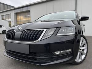 Skoda Octavia Combi 2.0 TDI DSG Tour AHK STHZ Navi DAB ACC LED SHZ PDC Klima