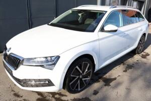 Skoda Superb 2,0L TDI DSG Style NAVI RFK MATRIX LED ACC SH KLIMA