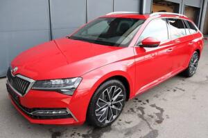 Skoda Superb Combi 2.0 TSI DSG 4×4 L&K NAVI MATRIX DCC ACC PANO SITZLÜFT