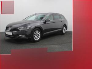 Volkswagen Passat 1.5 TSI DSG Business AHK NAVI ACC