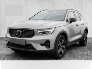 Volvo XC40 Plus Dark 2WD B3 EU6d digitales Cockpit Memory Sitze Soundsystem HarmanKardon LED