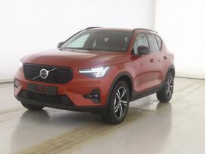 Volvo XC40 Plus Dark 2WD B3 EU6d Navi digitales Cockpit Memory Sitze Soundsystem HarmanKardon