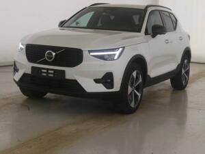 Volvo XC40 Plus Dark 2WD B3 EU6d Navi Leder digitales Cockpit Memory Sitze Soundsystem HarmanKardon