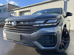 Volkswagen Touareg 3.0 TDI DSG 4Motion R-Line AHK Panorama Head Up Active Info DAB Navi ACC LED Klima PDC SHZ