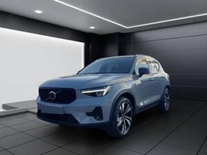 Volvo XC40 B3 B DKG Plus Dark 360° Pano Standhz FA-Paket