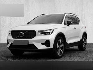 Volvo XC40 Plus Dark 2WD B3 EU6d digitales Cockpit Memory Sitze Soundsystem HarmanKardon LED