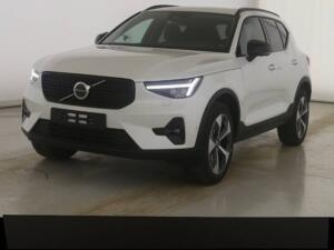 Volvo XC40 Plus Dark 2WD B3 EU6d Navi Leder digitales Cockpit Memory Sitze Soundsystem HarmanKardon