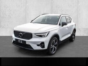 Volvo XC40 Plus Dark 2WD B4 EU6d AHK Navi digitales Cockpit Memory Sitze Soundsystem HarmanKardon