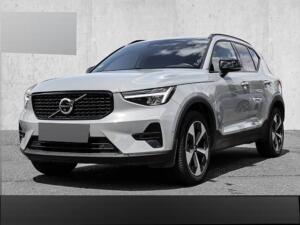 Volvo XC40 Plus Dark 2WD B4 EU6d digitales Cockpit Memory Sitze Soundsystem HarmanKardon 360 Kamera