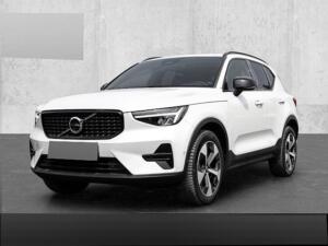 Volvo XC40 Plus Dark 2WD B4 EU6d digitales Cockpit Memory Sitze Soundsystem HarmanKardon 360 Kamera