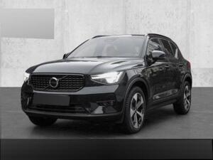 Volvo XC40 Plus Dark 2WD B4 EU6d digitales Cockpit Memory Sitze Soundsystem HarmanKardon Sperrdiff.