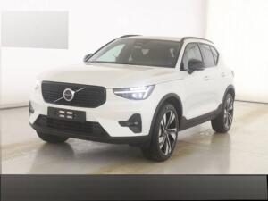 Volvo XC40 Ultra Dark 2WD B4 EU6d Leder digitales Cockpit Memory Sitze Soundsystem HarmanKardon