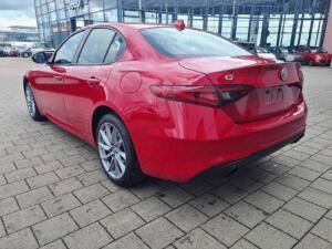 Alfa Romeo Giulia MY22 Ti 2.0 Turbo 16V 206kW AT8 Assistenz